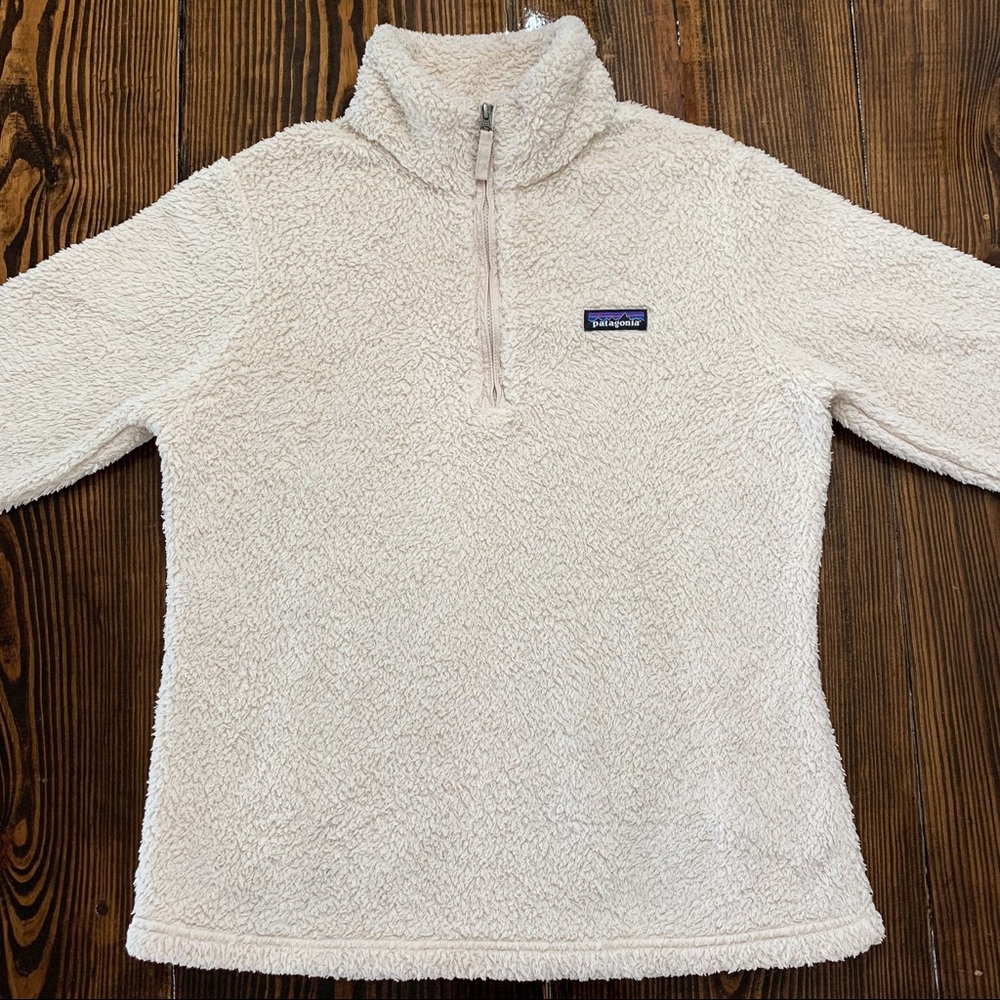 Patagonia white fleece women’s jacket